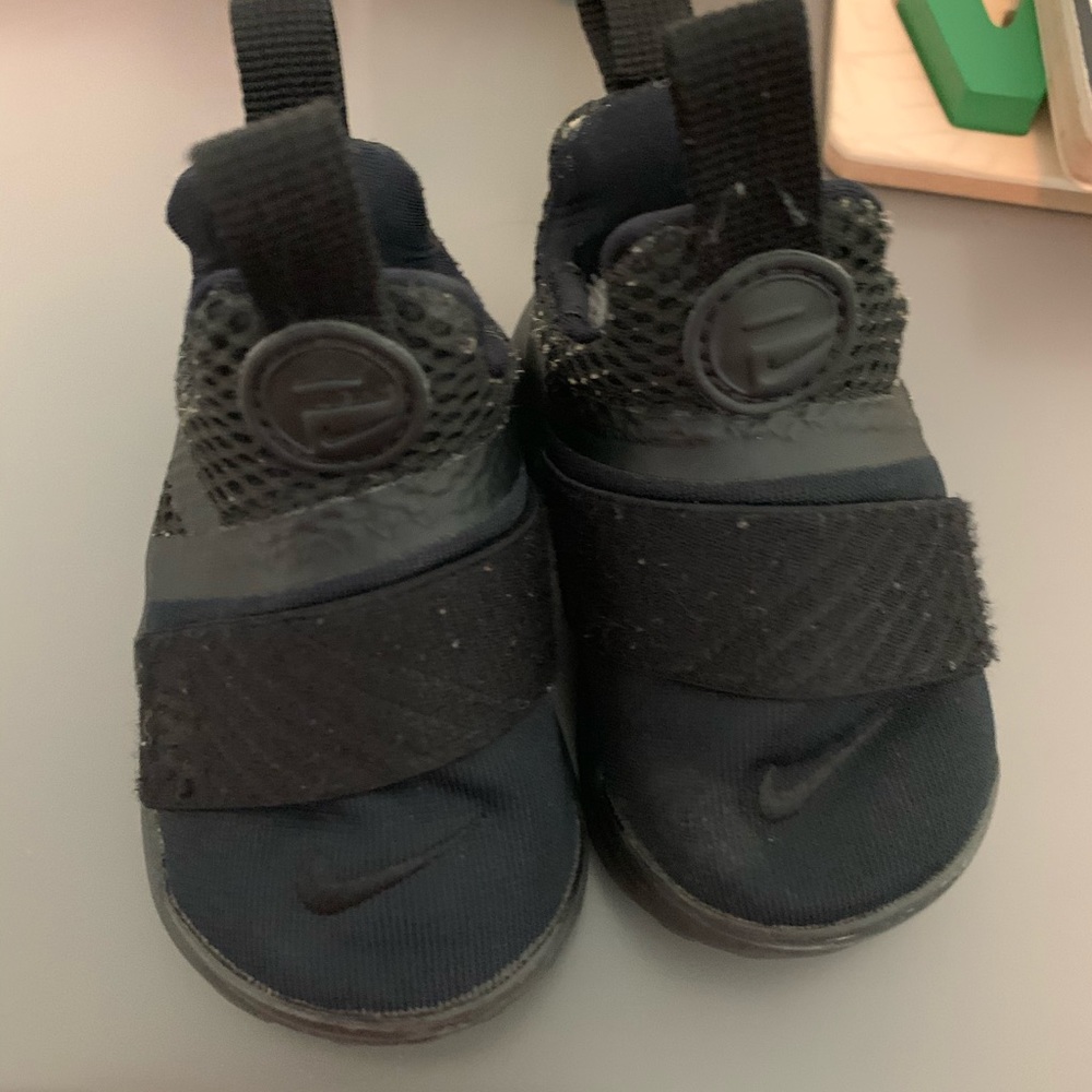 Nike baby prestos